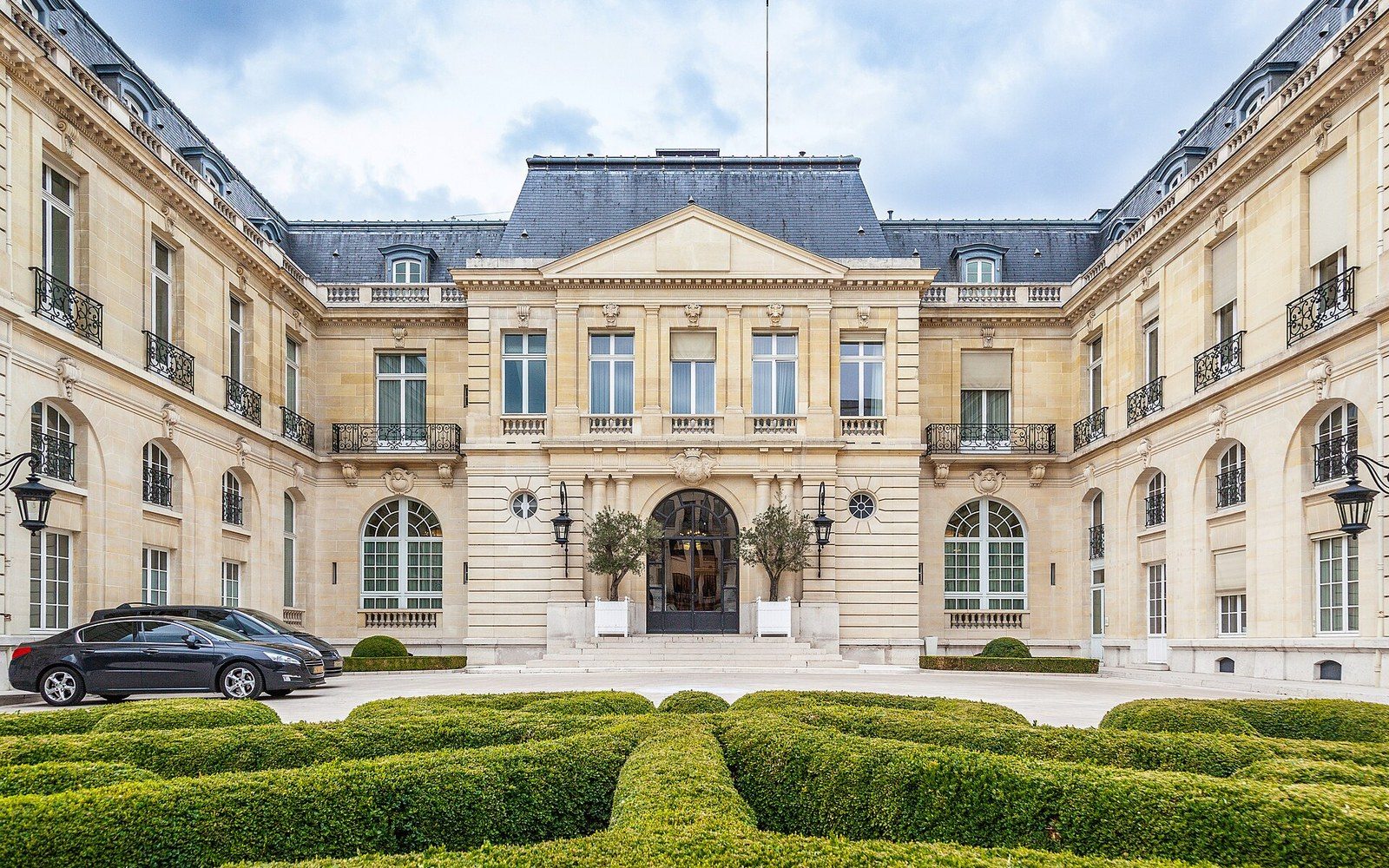 The courtyard of a ministry building in Paris
